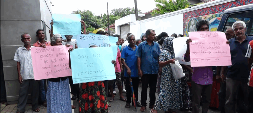 காஷ்மீர் பயங்கரவாதத் தாக்குதலைக் கண்டித்து கொழும்பில் போராட்டம் 1 Colombo Protest