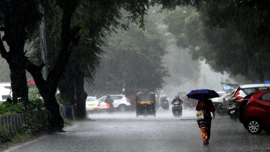 நாட்டில் கொட்டித்தீர்க்கவுள்ள மழை : மக்களுக்கு எச்சரிக்கை 1 Heavy Rain