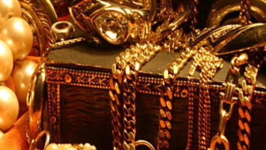 தங்க விலையில் திடீர் சரிவு 1 GoldPriceDrop