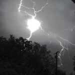 மின்னல்