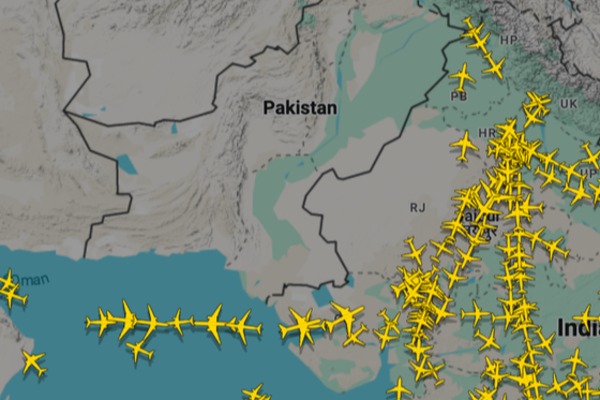 தனது வான்பரப்பை முற்றாக மூடிய பாகிஸ்தான் 1 pakistan