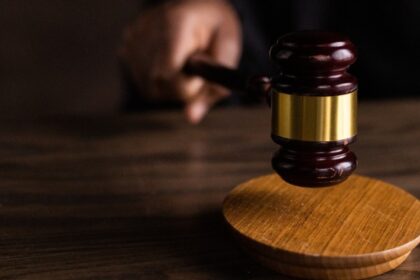 விமல் வீரவன்ச உட்பட ஆறு பேருக்கு நீதிமன்றத்தின் உத்தரவு.