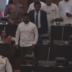 திடீரென பாராளுமன்றம் வந்த ஜனாதிபதி