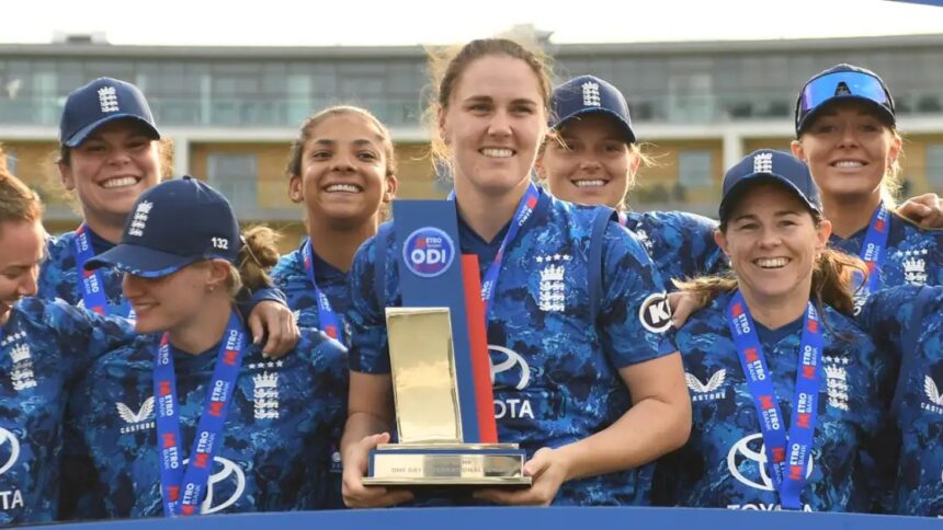 இங்கிலாந்து மகளிர் அணி 9 விக்கெட்டுகளால் வெற்றி 1 இங்கிலாந்து